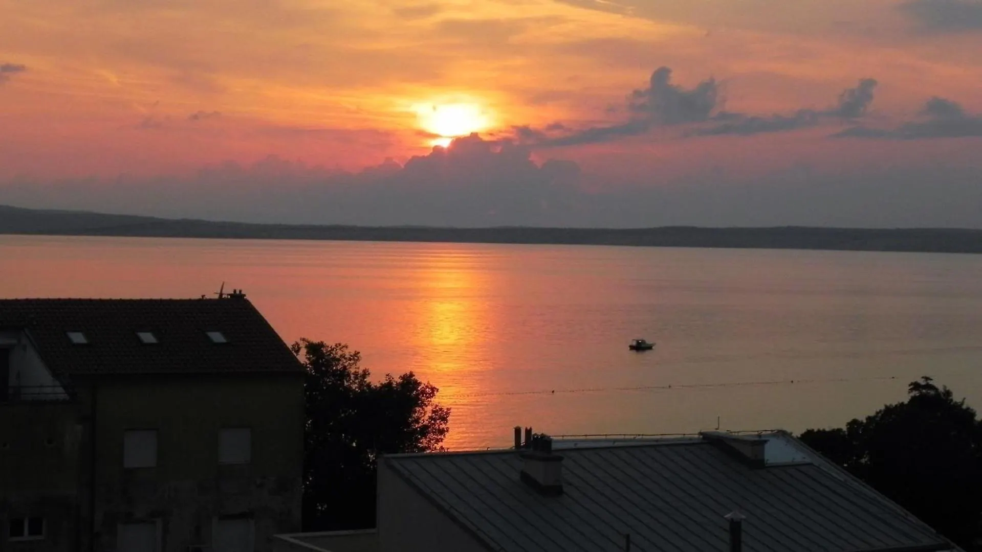 Ideale Ferienwohnung In Crikvenica Mit Garten, Terrasse Und Grill 0*,  Croatia
